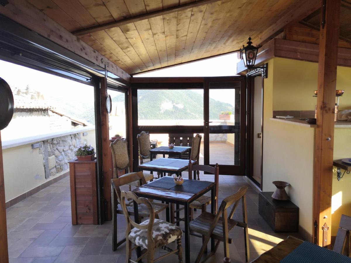 La Rupe Bed And Breakfast Norma Bagian luar foto