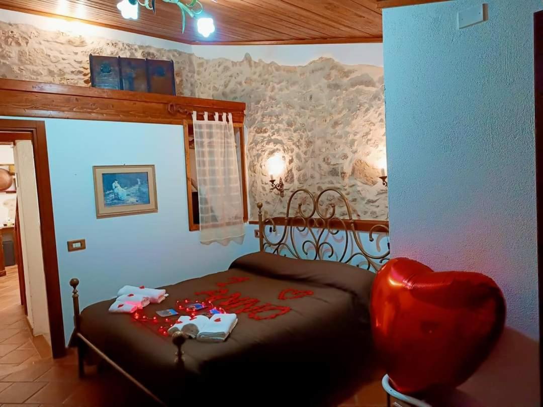 La Rupe Bed And Breakfast Norma Bagian luar foto