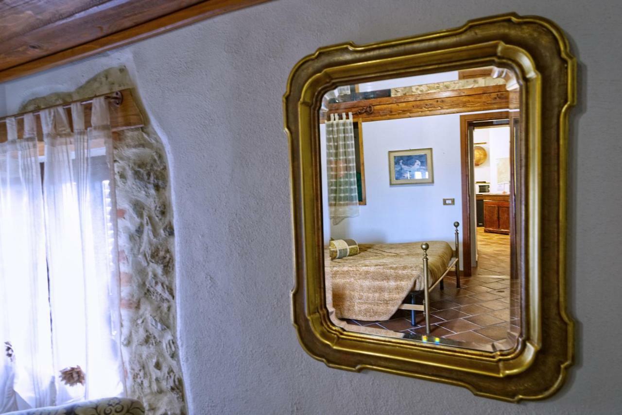 La Rupe Bed And Breakfast Norma Bagian luar foto