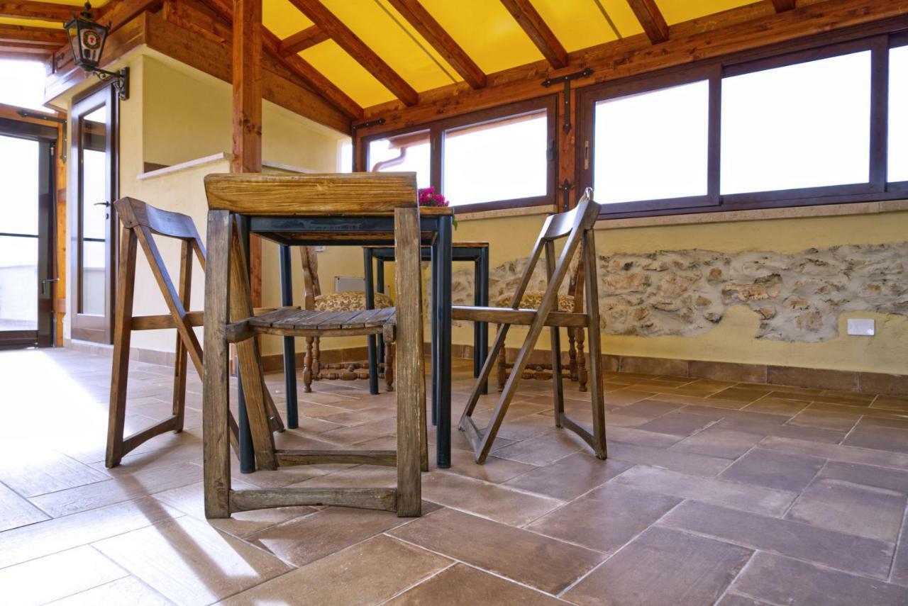 La Rupe Bed And Breakfast Norma Bagian luar foto