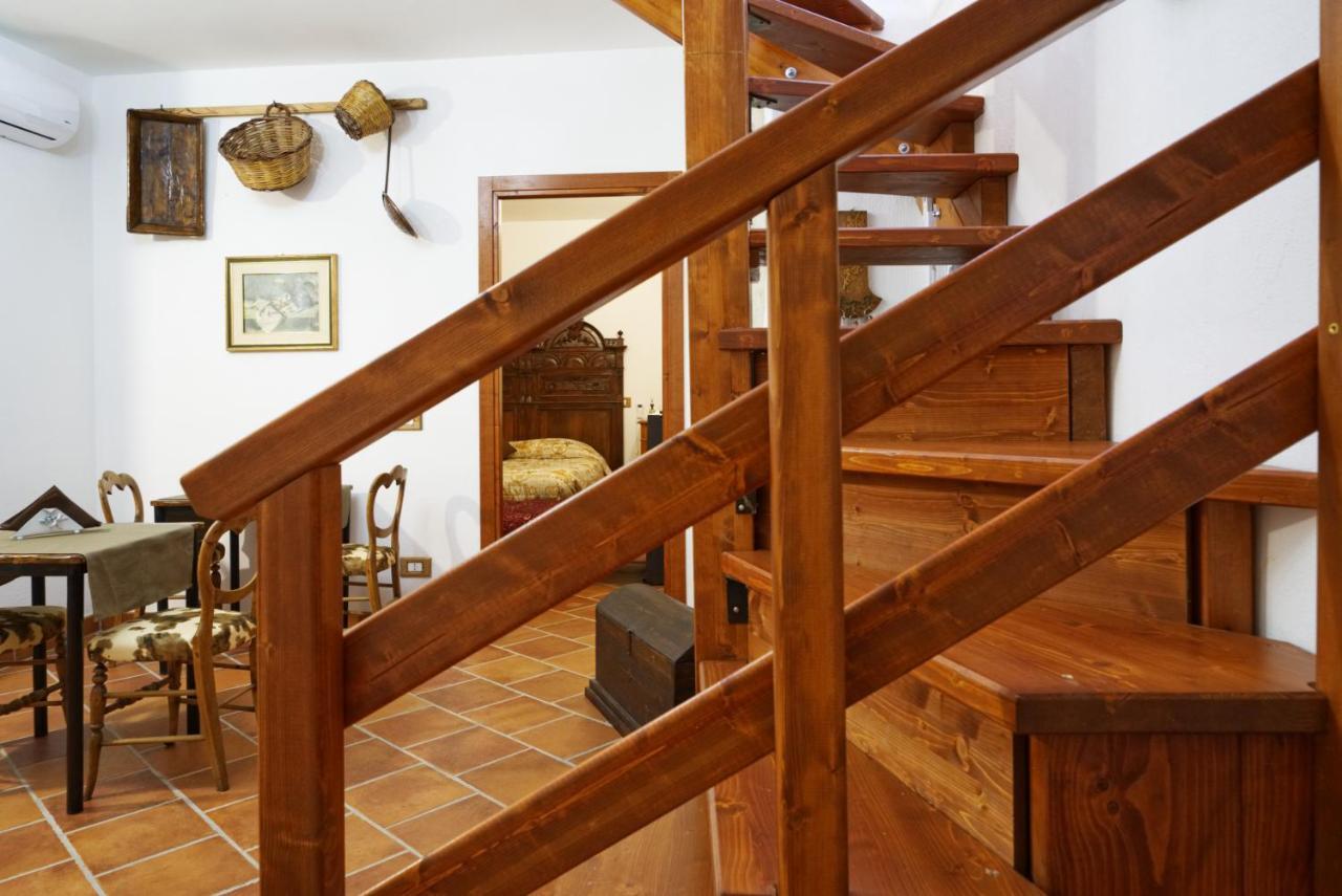 La Rupe Bed And Breakfast Norma Bagian luar foto